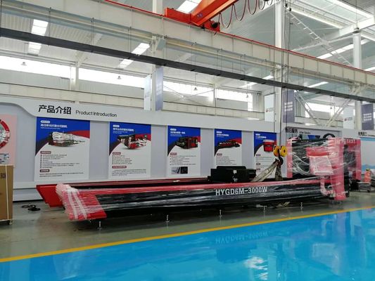 Macchina per il taglio di tubi laser a fibra di raffreddamento ad acqua per alta precisione
