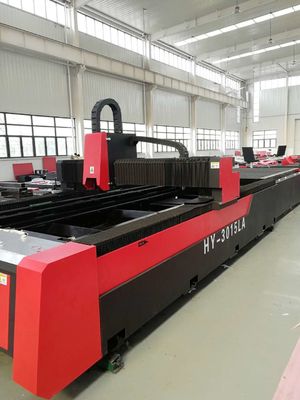 3015 Macchina di taglio laser a fibra ottica CNC 2000w Metallo Materiale applicabile
