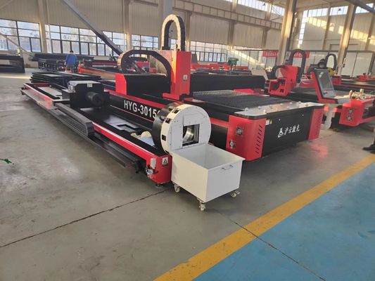 Macchina di taglio metallo da 1500 mm*3000 mm attrezzature laser industriali laser a fibra CNC da 1000 W